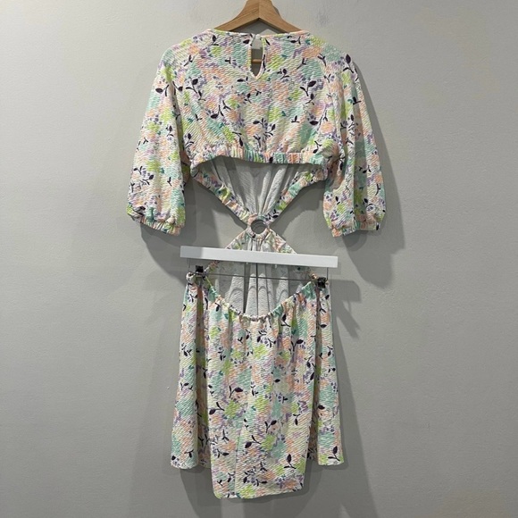 NWOT ASOS Pastel Floral Textured Cutout Mini Dress Sz 10 - Picture 2 of 6